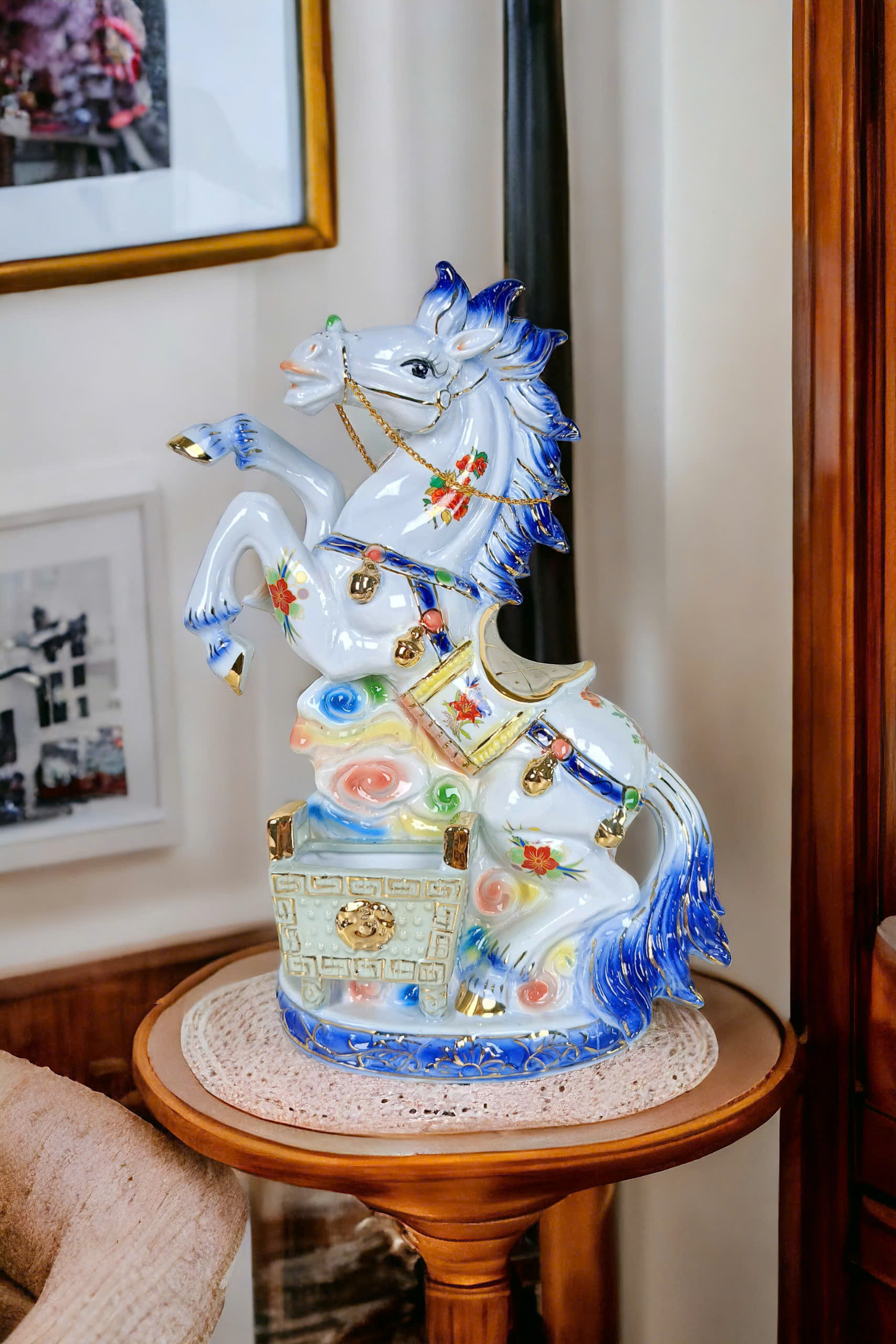 tượng ngựa bằng sứ, tượng sứ, tượng trang trí nhà cửa, quà tặng khai trương, tân gia